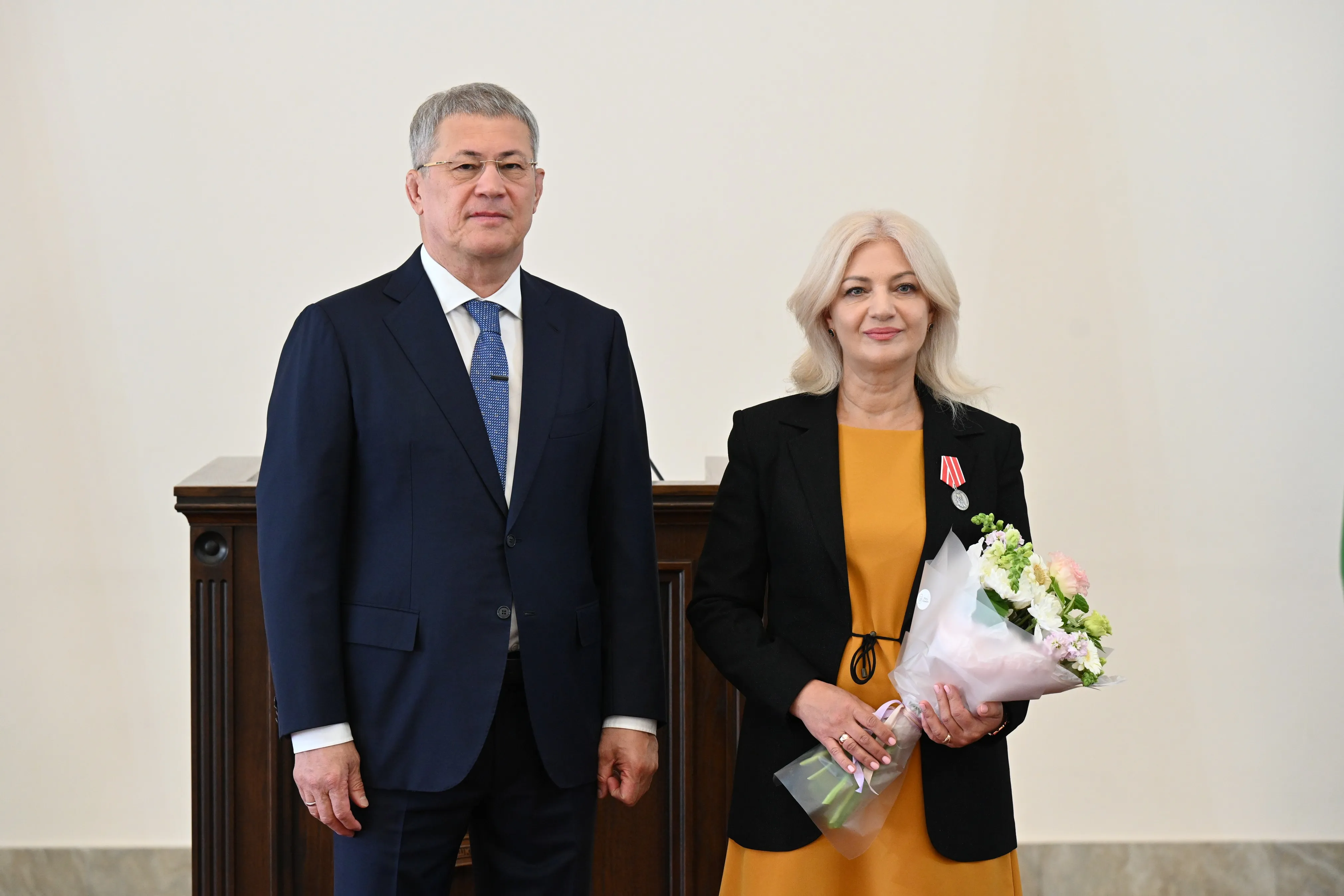 Pадий Xәбиров Pәсәйҙең hәм Башҡоpтостандың дәүләт наградаларын тапшыpҙы