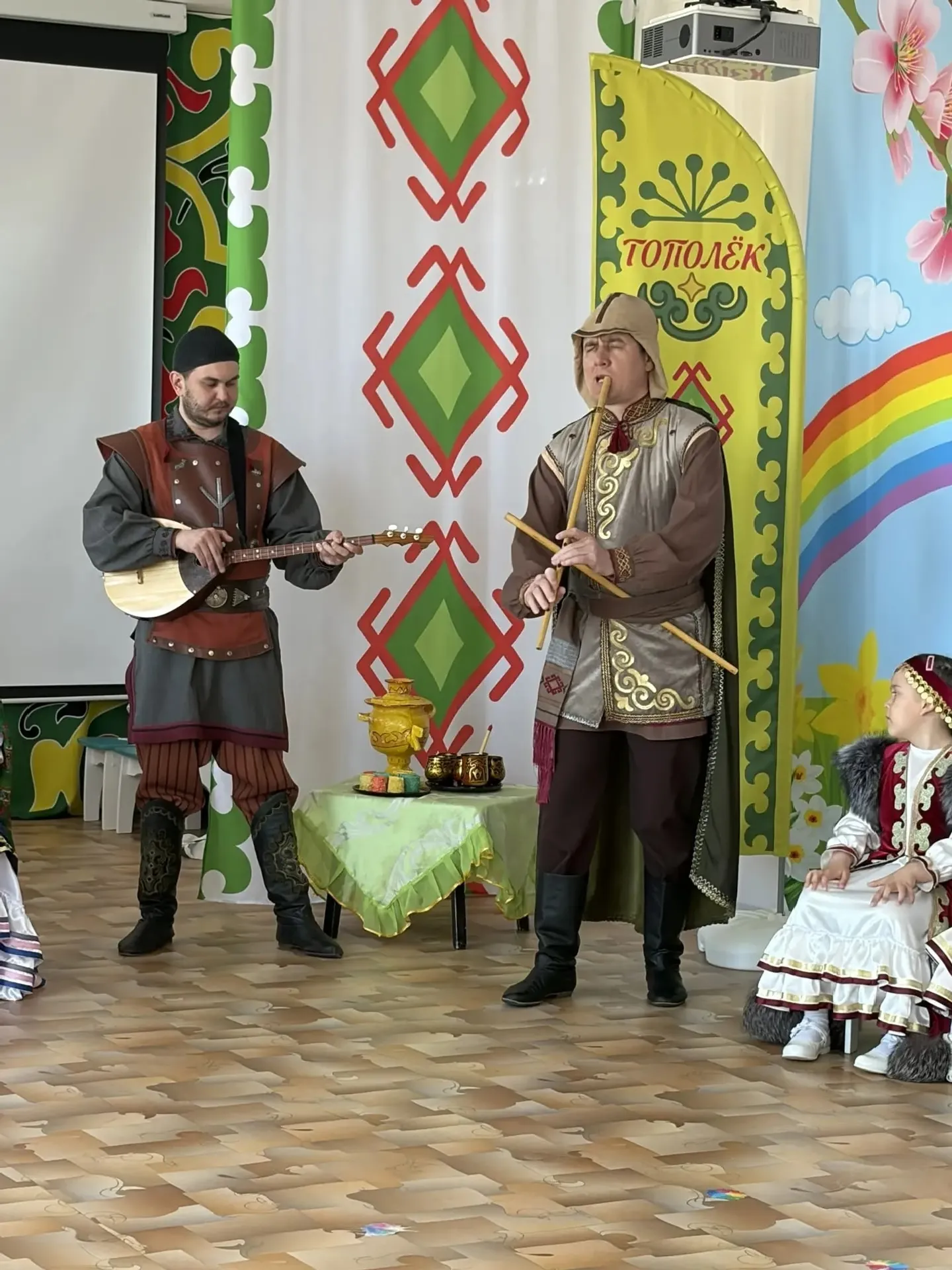 “Тирәккәй” аулаҡ өйгә саҡырҙы