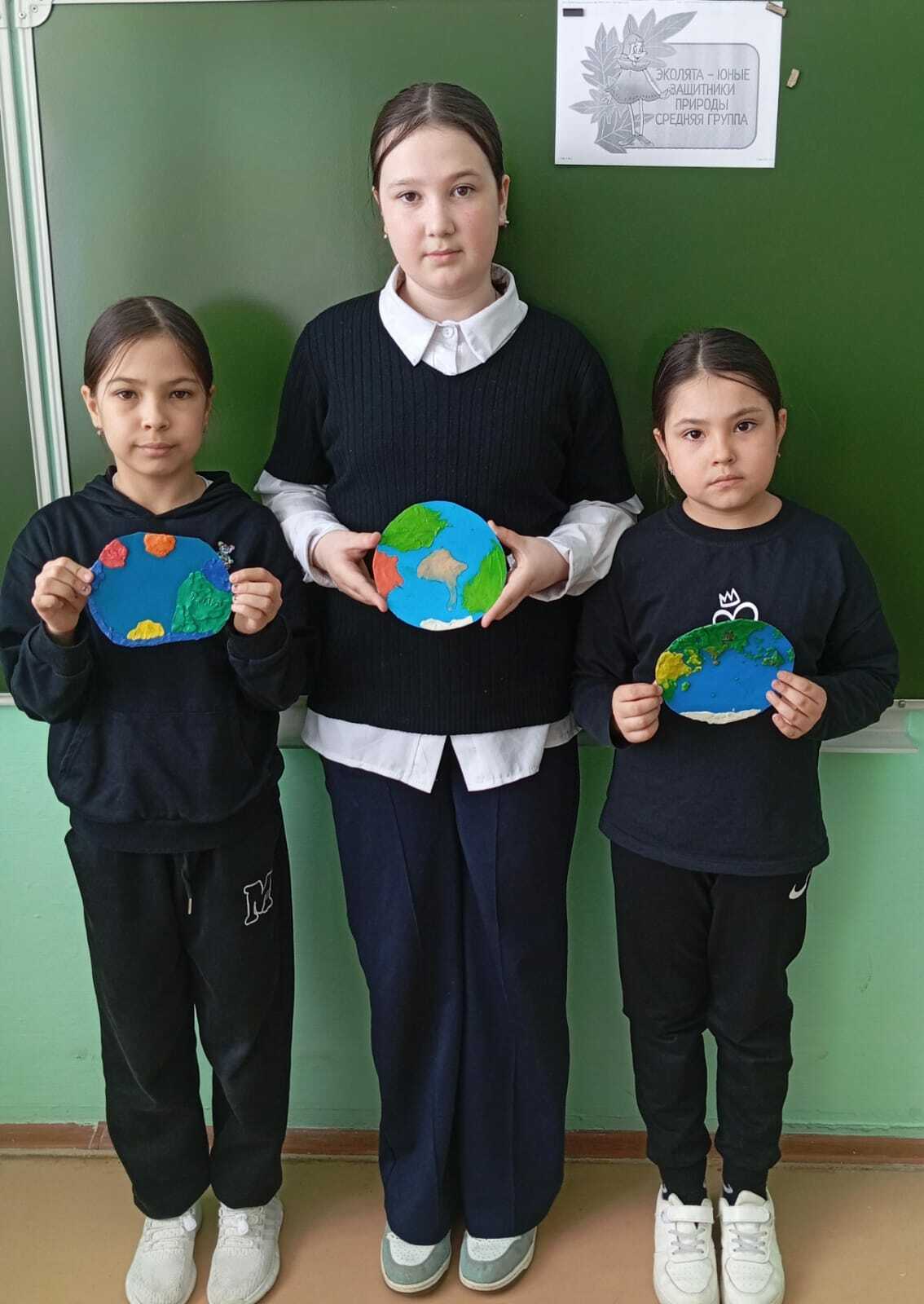 Мөһим һәм кәрәкле эштәр башҡарабыҙ