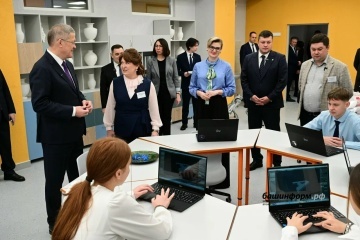 Өфөлә 2200 урынлыҡ Волга буйы федераль округындағы иң ҙур мәктәп асылды