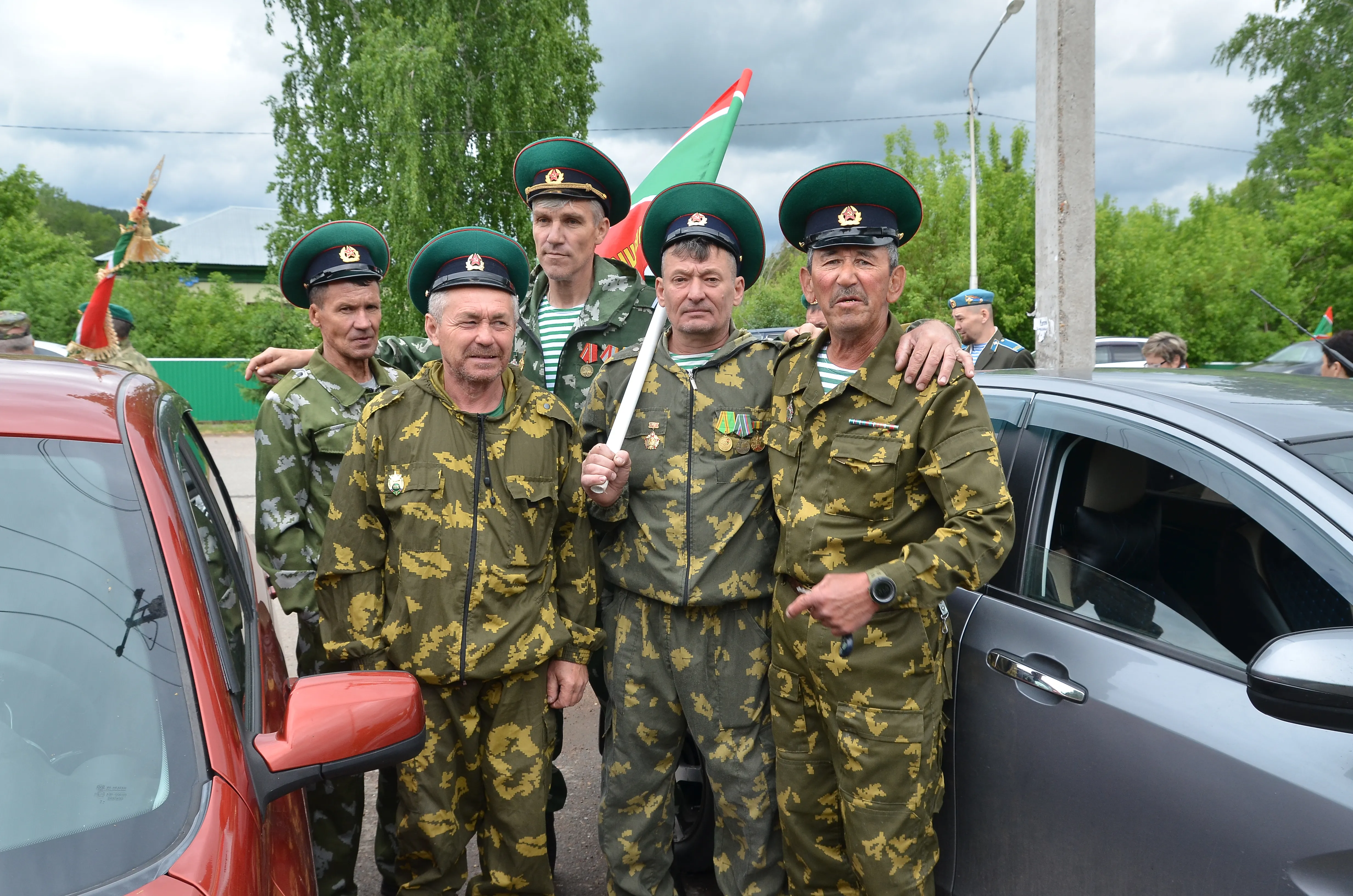 Сик һаҡсылары үҙ байрам көнөн митинг, автоуҙыш һәм шишмә асыу менән билдәләне