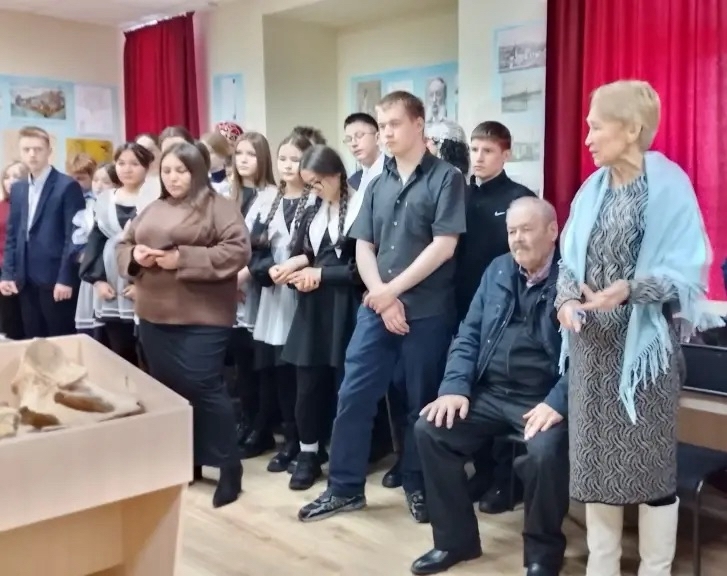 Яугир иҫтәлегенә экспозиция  асылды