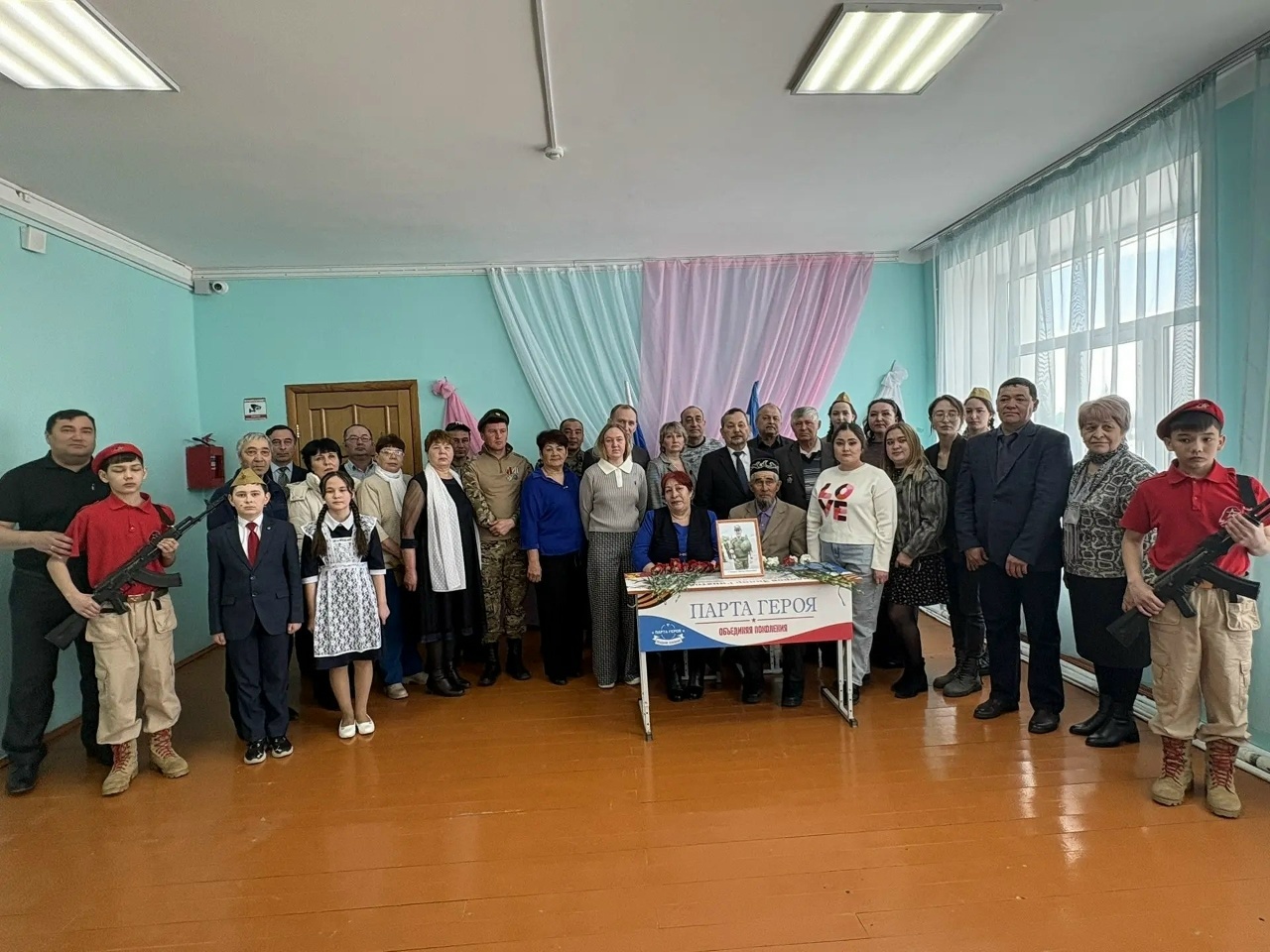 “Герой партаһы” асылды