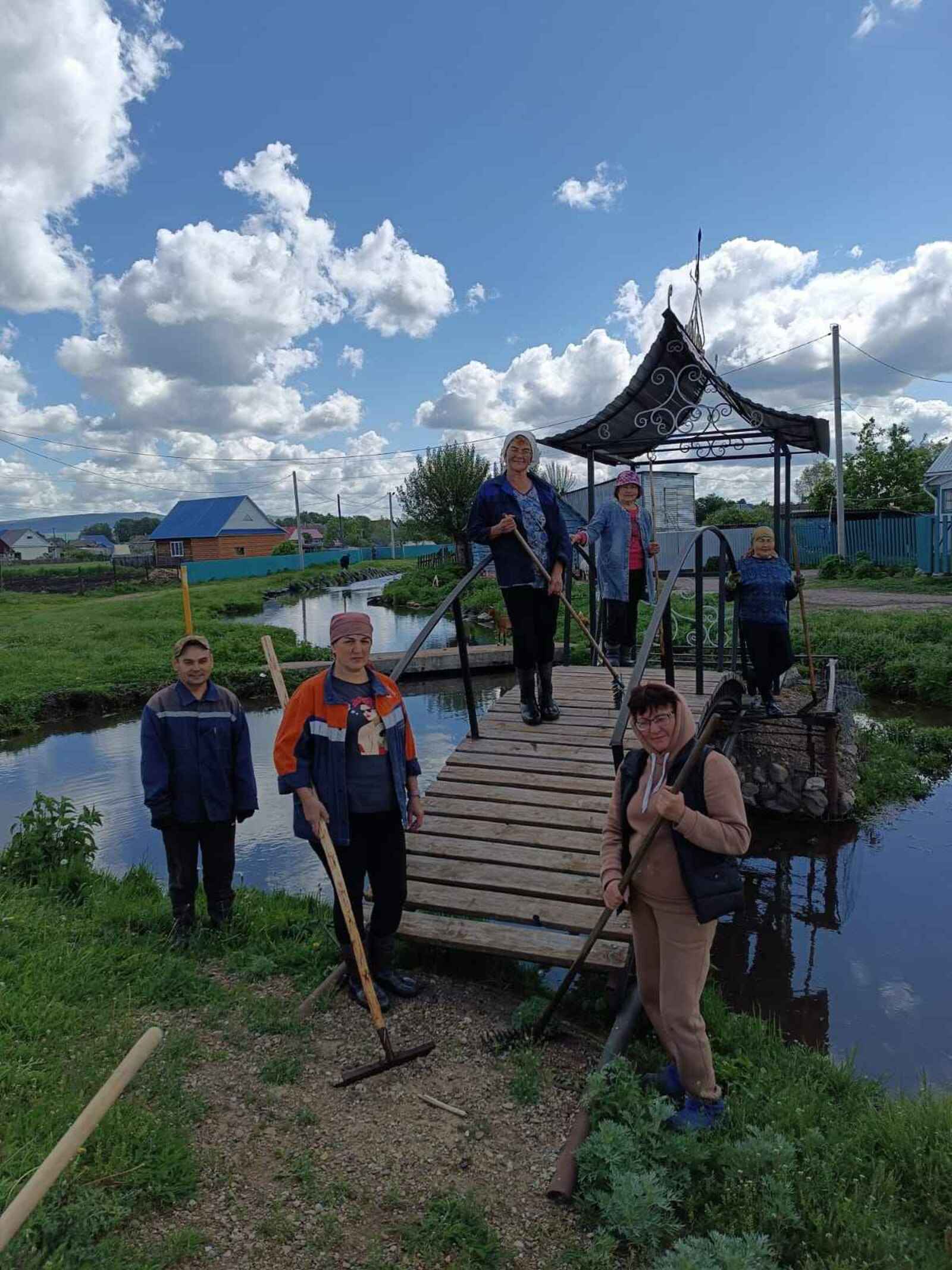 Мөһим һәм кәрәкле эштәр башҡарабыҙ