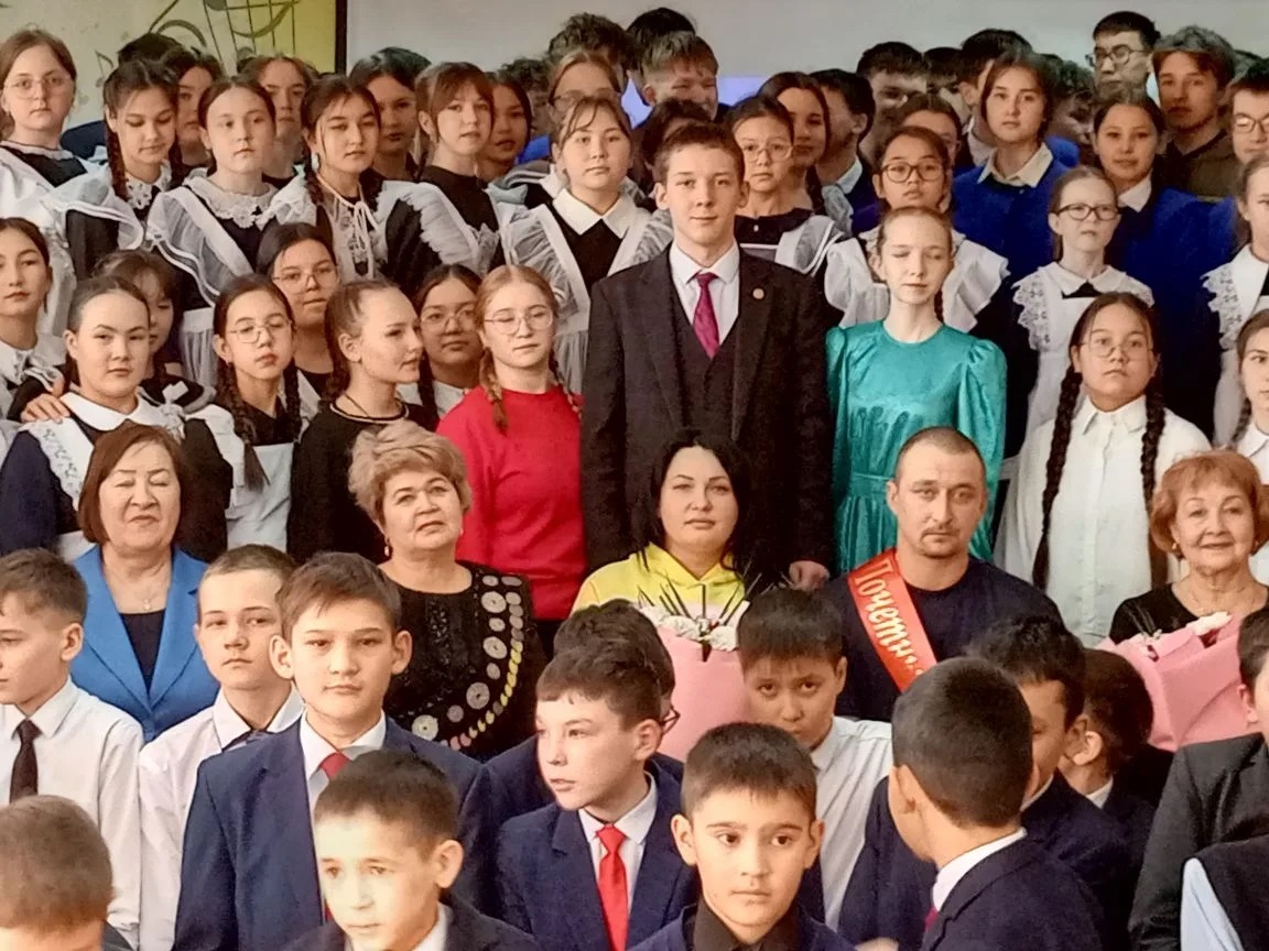 Гимназияның яҡын дуҫы ҡунаҡта