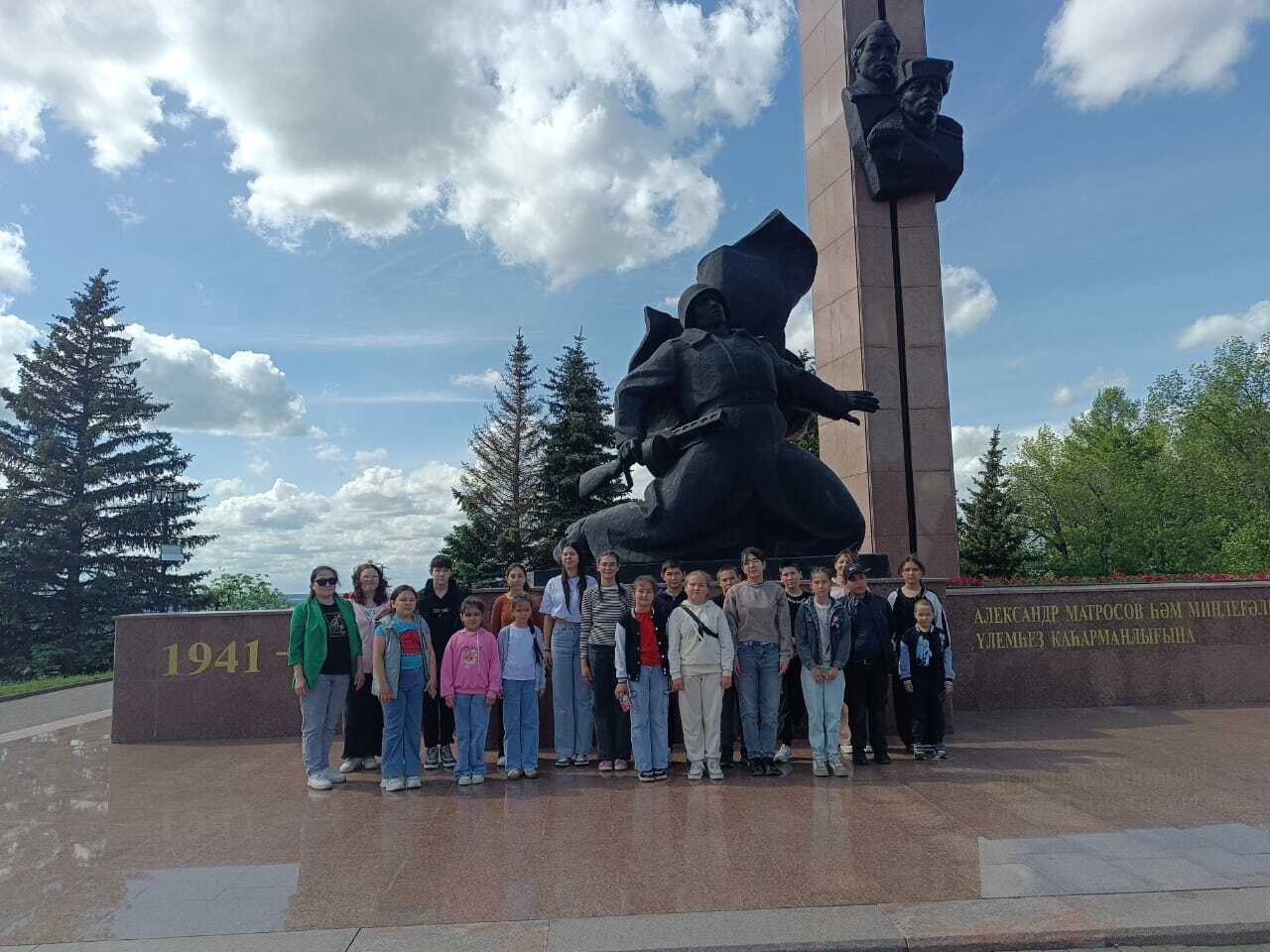 Үткәндән бөгөнгөгә күпер