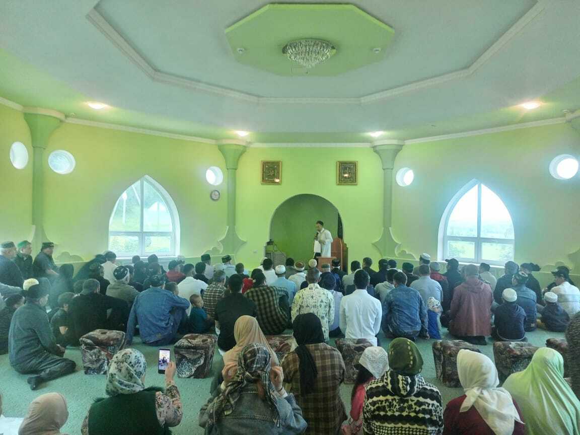 Йорт-илебеҙ тыныс, имен булһын!