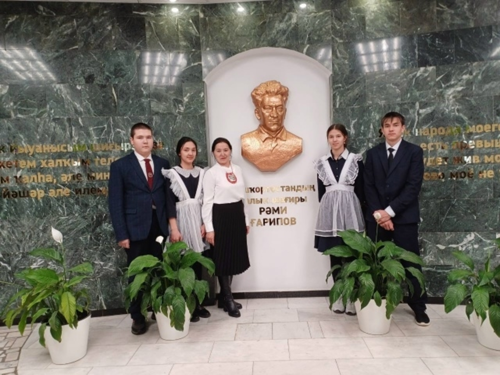 Үҙҙәрен ысын телһөйәр, телселәр итеп күрһәттеләр