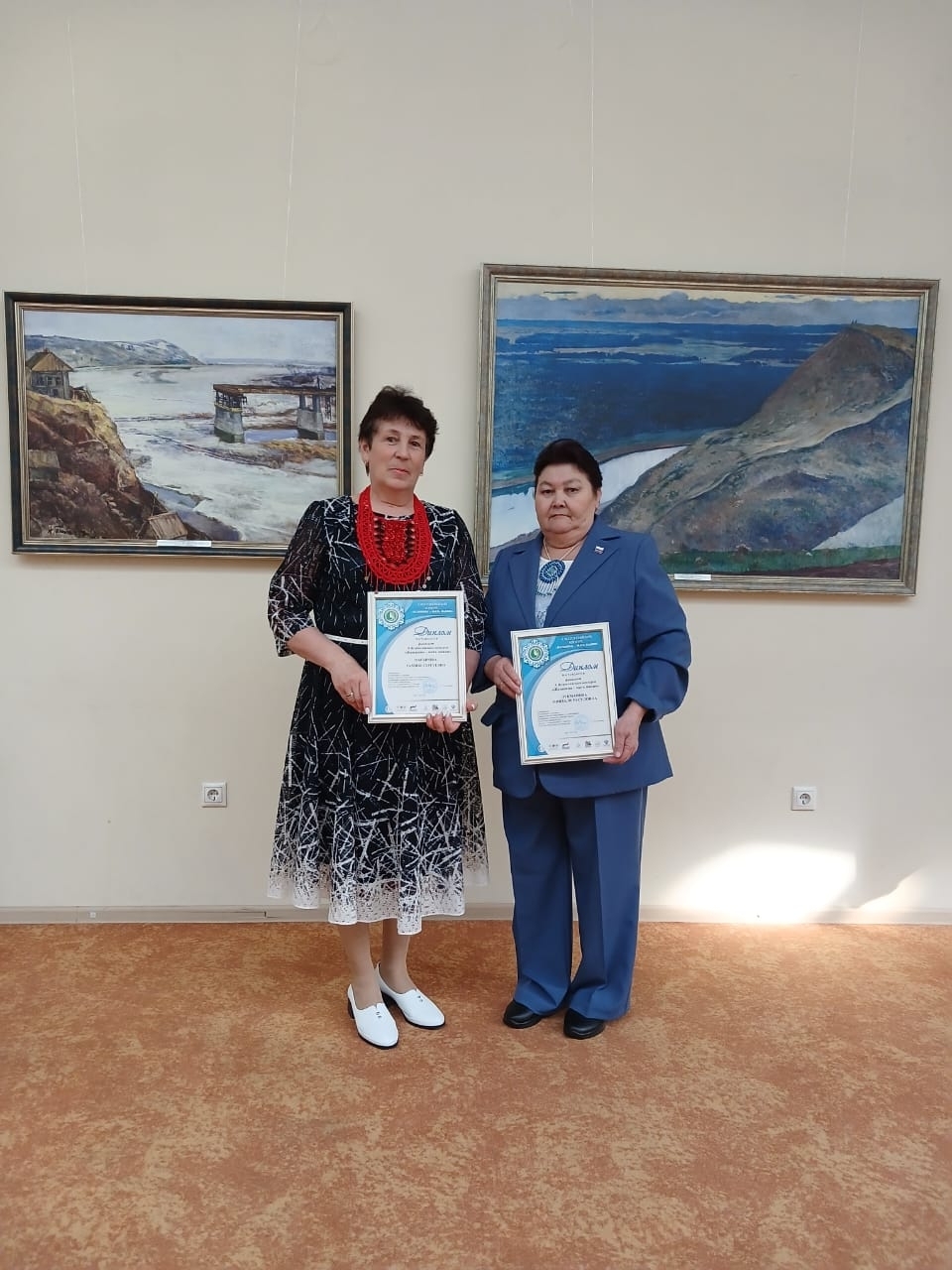 “Ҡатын-ҡыҙ - милләт әсәһе” еңеүселәрен ҡотлайбыҙ!