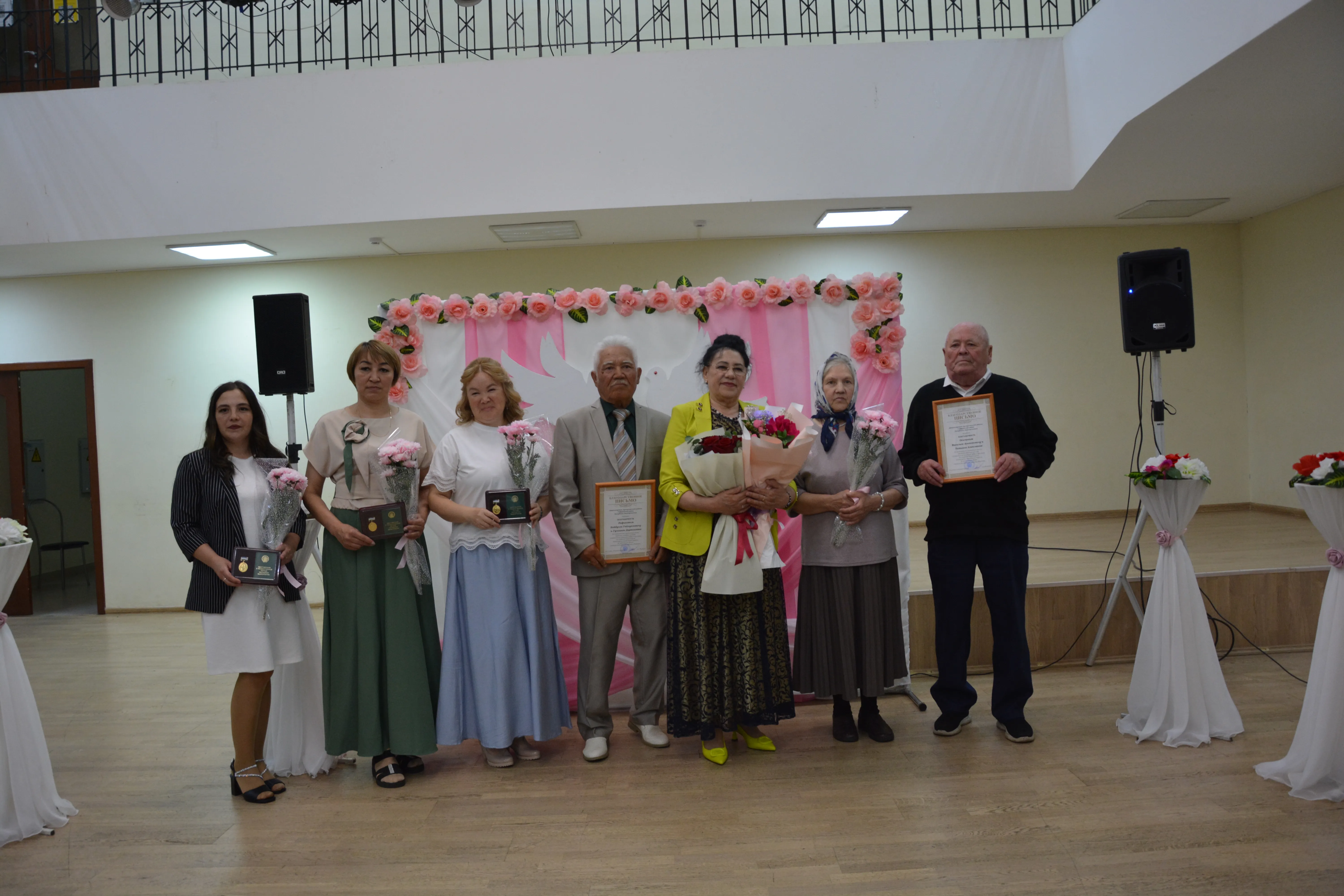 Киләсәктең нигеҙе - ғаиләлә