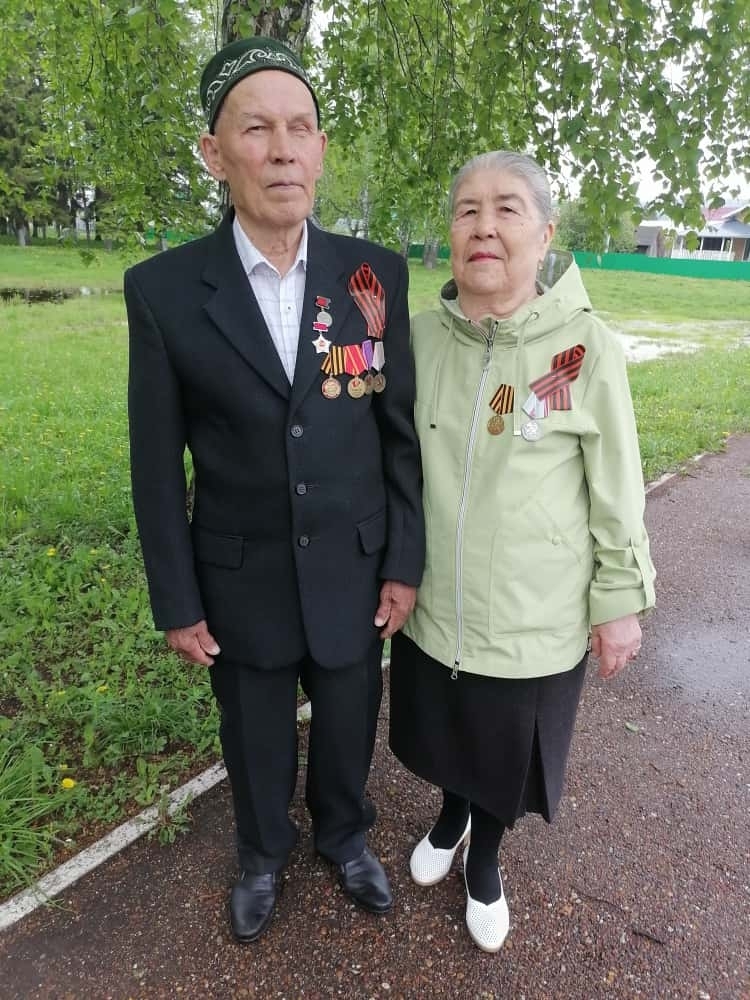 Мөхәббәт һәм тоғролоҡ өлгөһө улар