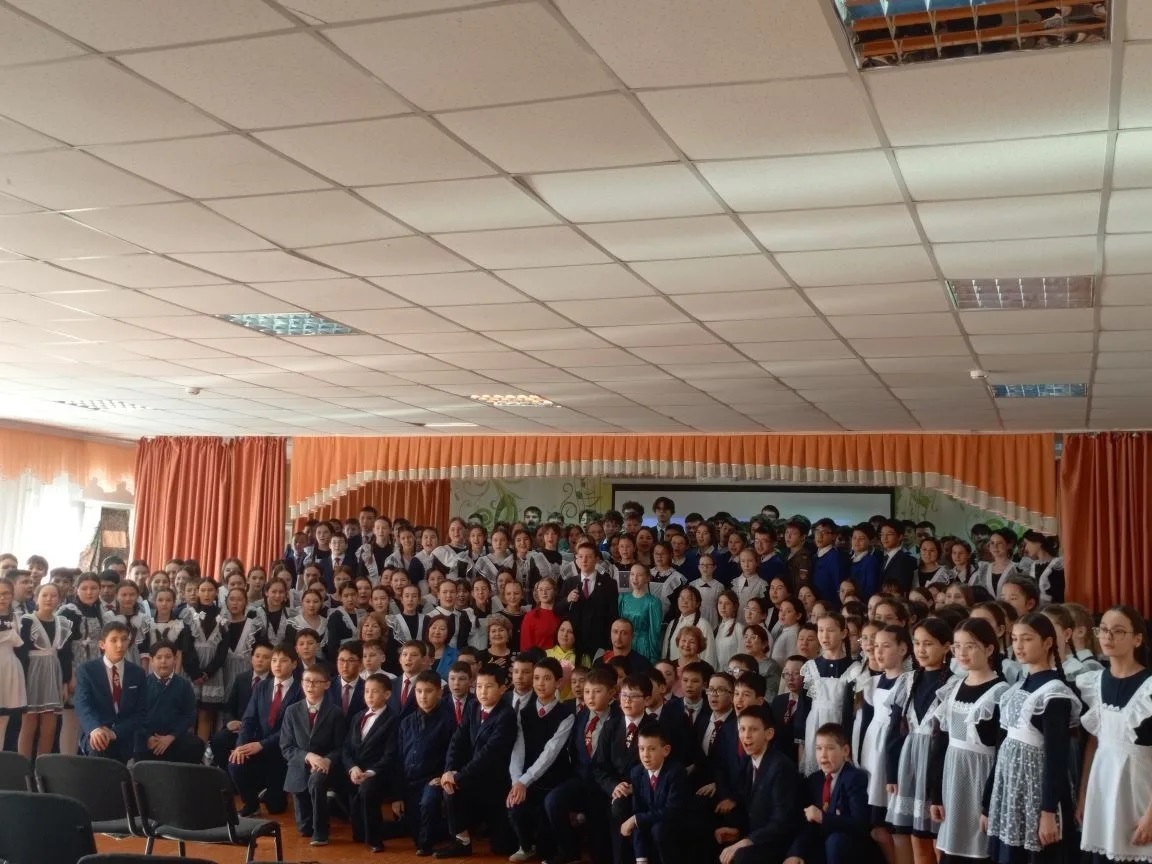 Гимназияның яҡын дуҫы ҡунаҡта