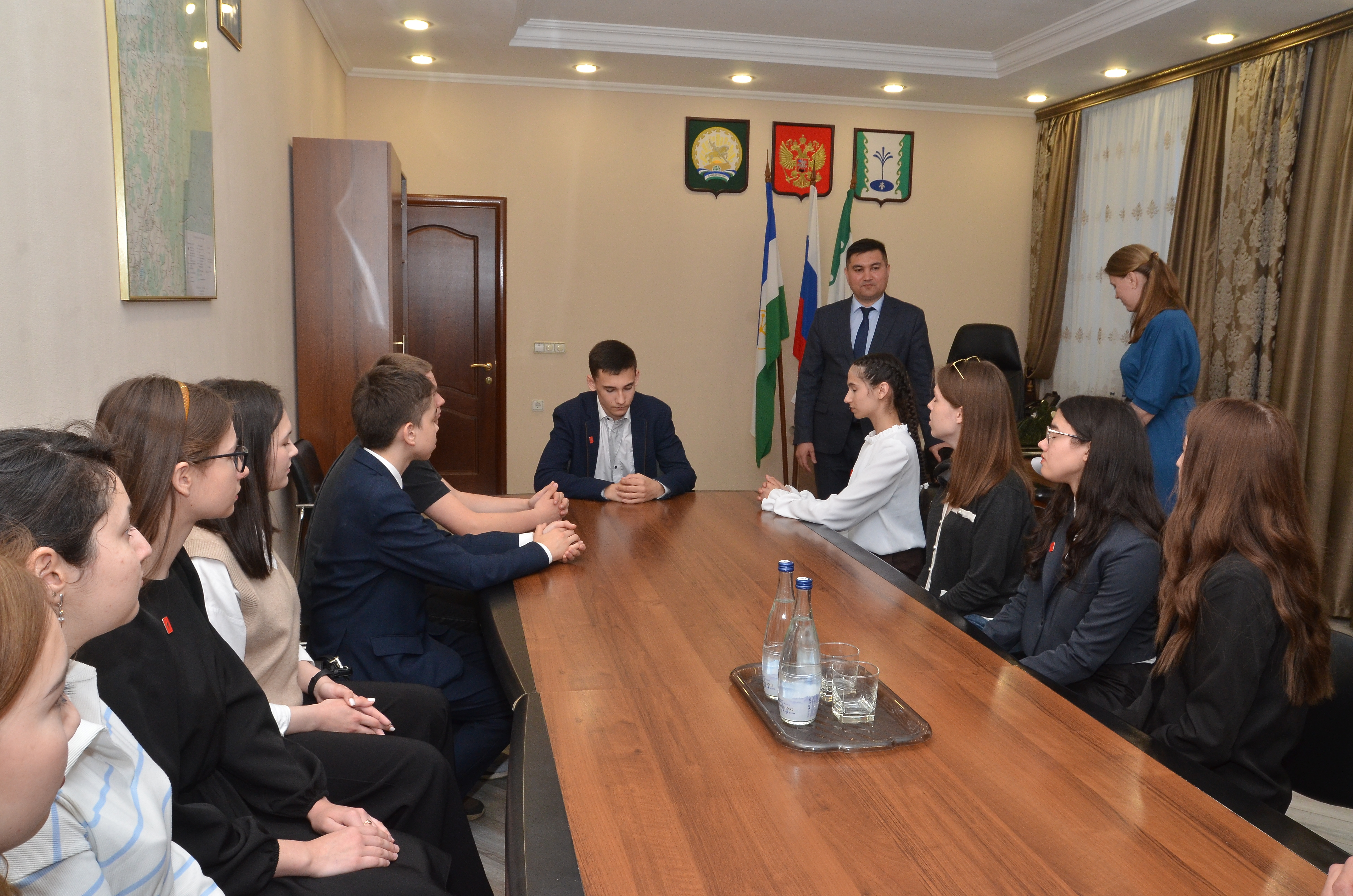 Хакимиәткә сәйәхәт