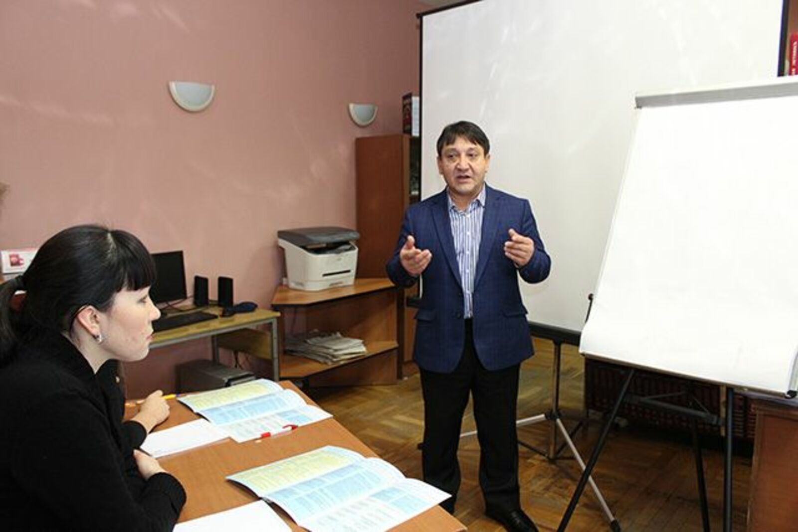 Бизнес-тренер И.Килмәтов.